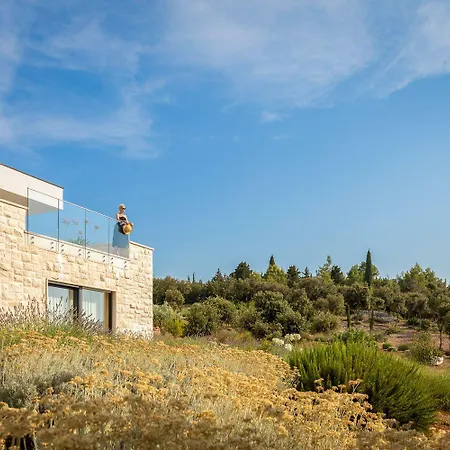 Villa Elaina *